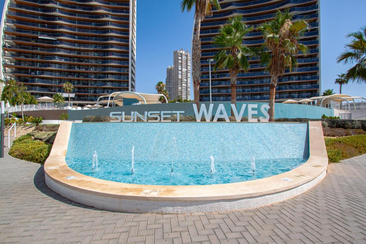 Sunset Waves Aparts By Rb Benidorm Eksteriør billede